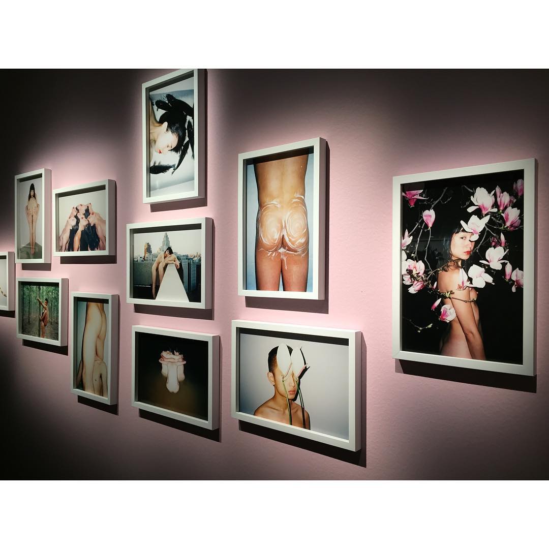We are blessed to indulge ourselves in Ren Hangs world at Fotografiska this weekend!
The show including his sensual yet playful imagery, will be up until 2 of April @renhangrenhang